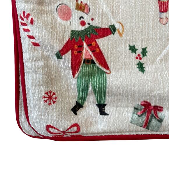 Cupcakes & Cashmere NUTCRACKER BALLET Christmas Placemats 13x19 Set of 4 NEW - Picture 11 of 11